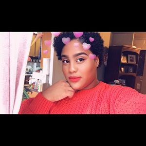 Meet your Posher, Fatima